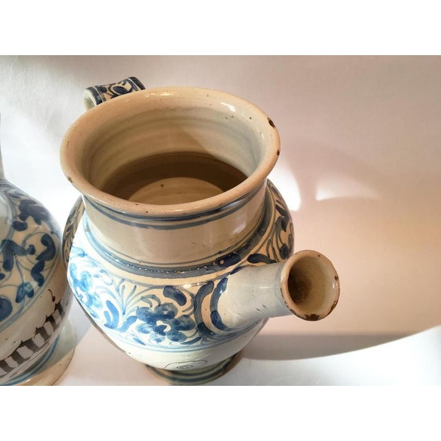 White and Blue Ceramic Pharmacy Carafes, Italy, Mid-18th Century, Set of 2 For Sale - Image 12 of 18