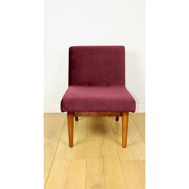 Vintage Loft Armchair in Burgundy Wine Velvet, 1970s, in Restored conditions. Designed 1970 to 1979