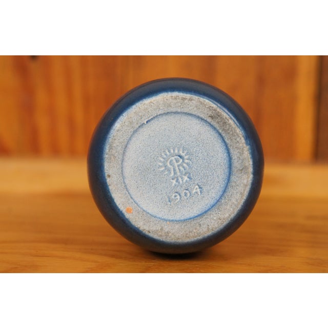 Antique 1904 XIX Rookwood Arts Nouveau Blue Matte Glaze Bud Vase For Sale - Image 6 of 9