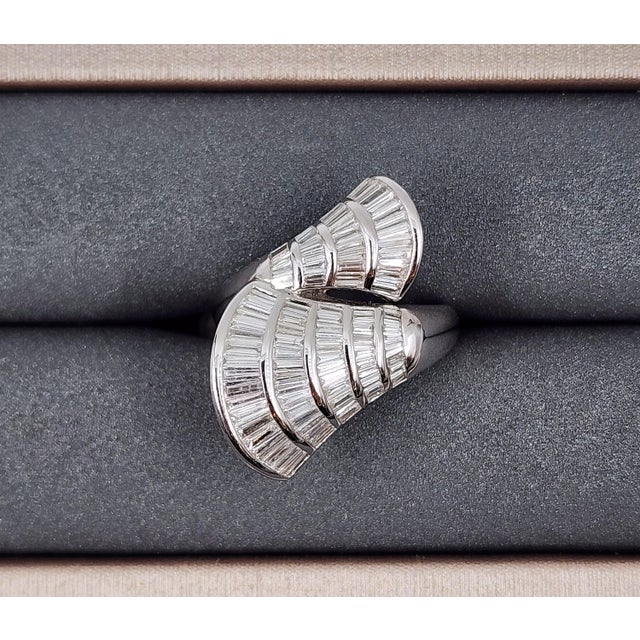 White 2.23 Ct Diamond Ring Size 6.75 For Sale - Image 8 of 9