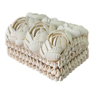 Late 20th Century White Scallop Shell Rosette Covered Box For Sale