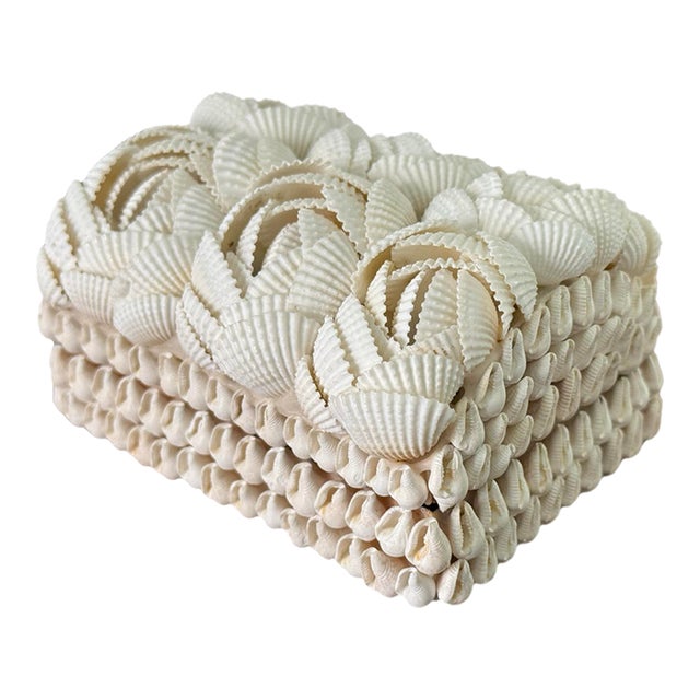 Late 20th Century White Scallop Shell Rosette Covered Box For Sale