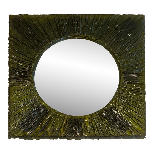 Small green resin mirror. Made in France. Circa 1970 For Sale
