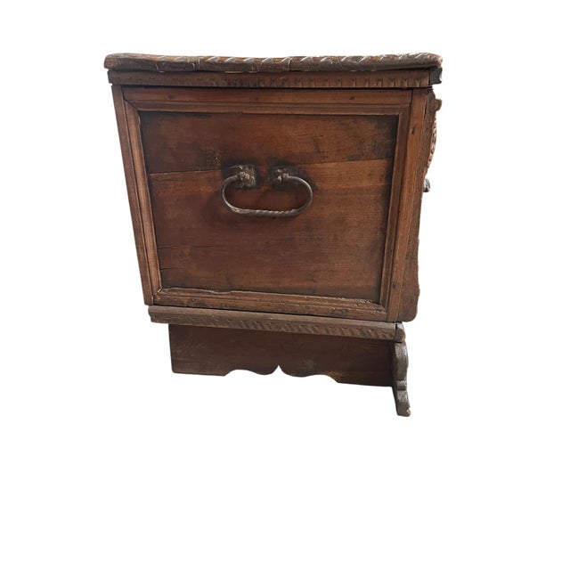 Italian Chest in Walnut Wood For Sale - Image 6 of 10
