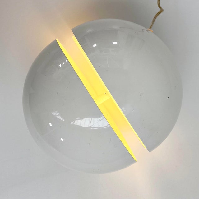 White Sphera Table Lamp by Andrea Modica for Lumess, 1970s For Sale - Image 3 of 9