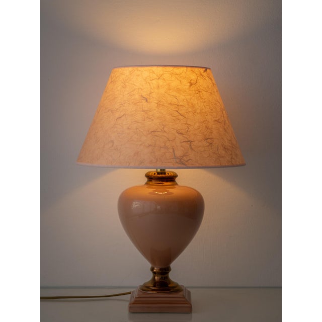 Hollywood Regency French Salmon Pink and Copper Ceramic Urn Table Lamps with Parchment Shades by Louis Drimmer, 1980s, Set of 2 For Sale - Image 3 of 15