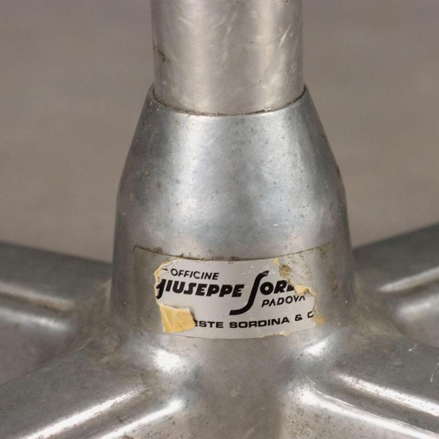 Vintage Stools in Metal, 1960s For Sale - Image 5 of 6