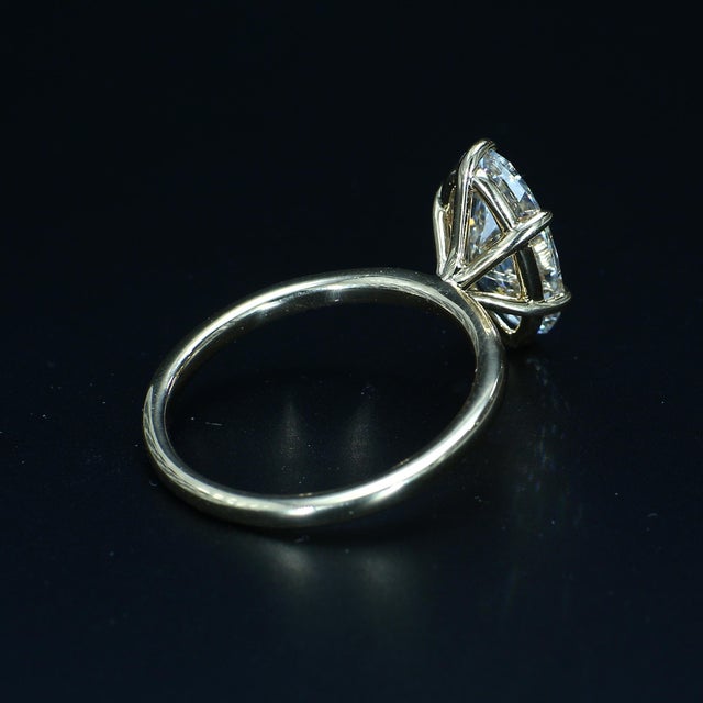 Metal 3ct Lab-Grown Moval Diamond Solitaire Engagement Ring in 14k Yellow Gold Size 8 For Sale - Image 7 of 8