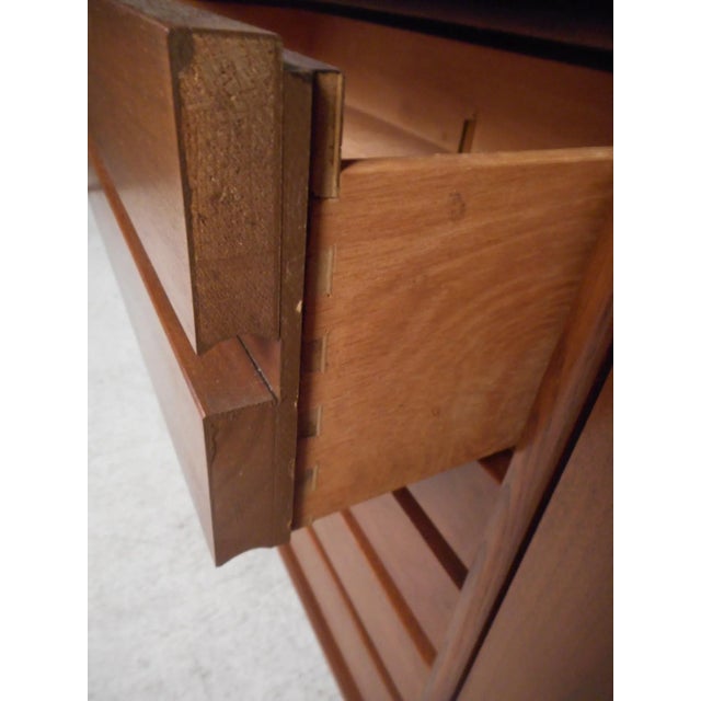 1960s Vintage Modern Credenza With Topper by Stanley For Sale - Image 5 of 12