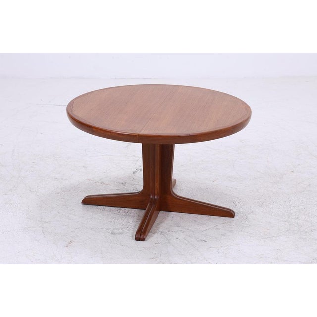 Mid-Century Danish Extendable Teak Coffee Table For Sale - Image 4 of 18