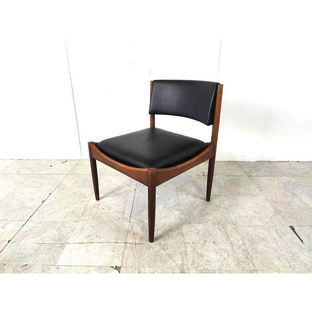 Set of Mid-Century Scandinavian Lounge Chair and Ottoman, 1960s, Set of 2 For Sale - Image 4 of 12