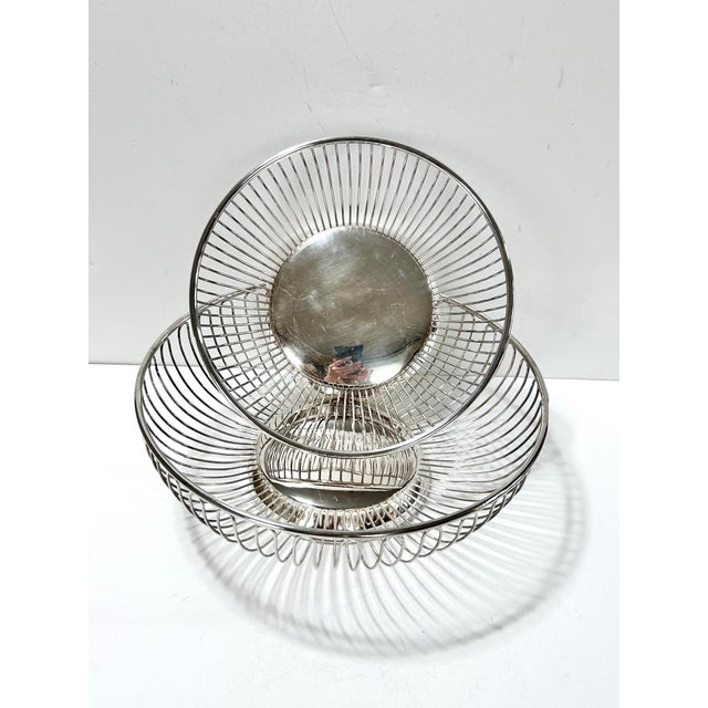 Gorham Silver Co. Vintage Silverplate Wire Fruit Baskets, Set of Two Nested Openwork Bowls, Mid-Century Modern Tableware Gorham - Set of 2 For Sale - Image 4 of 7