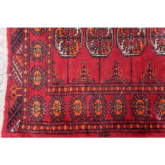 1970s Handmade Vintage Pakistani Lahore Rug 2.6' X 4' For Sale - Image 4 of 12