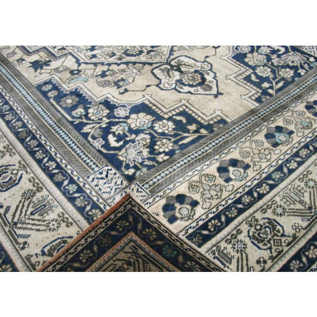 Traditional 1960s Turkish Oushak Rug For Sale - Image 3 of 5