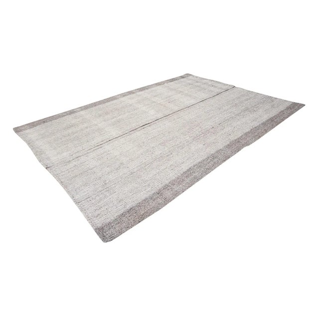 Mid-Century Modern Gray Vintage Modern Kilim Rug For Sale - Image 3 of 7