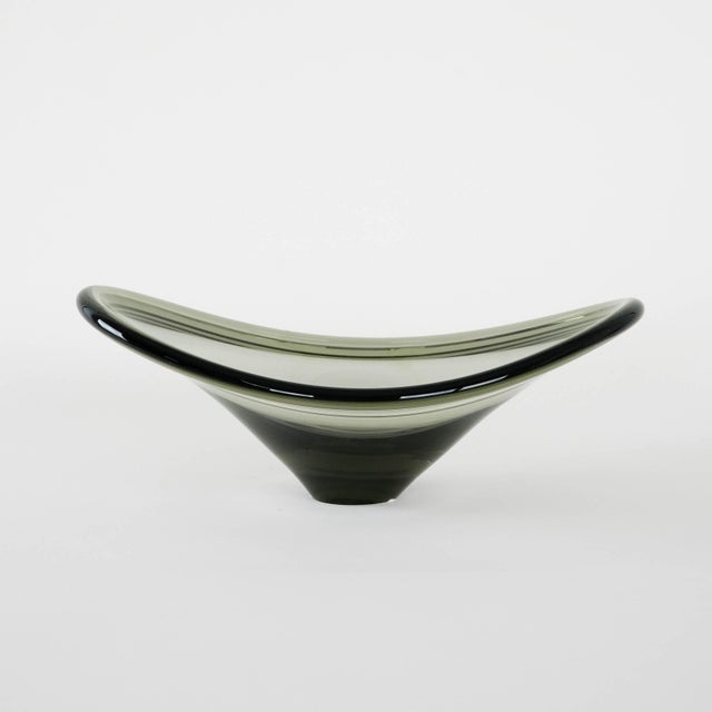 The ‘Selandia’ platter was designed in 1957 by Per Lütken for the Danish manufacturer Holmegaard. An iconic artistic...