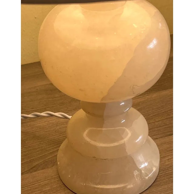 1950s Vintage French Table Lamp in Alabaster, 1950s For Sale - Image 5 of 9