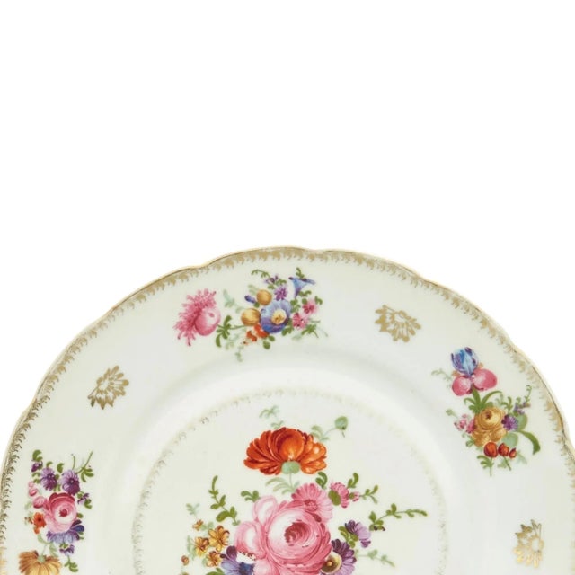 Porcelain Transfer Decorate / Gilt Dinner Service Plate for 11 People For Sale - Image 9 of 12
