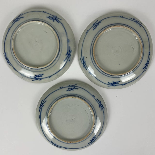 Early 20th Century Antique Imari Plates - Set of 3 For Sale In Memphis - Image 6 of 7