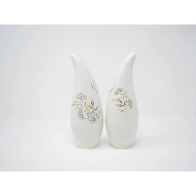 1950s Vintage 1950s Alf Robson for Universal Pottery Park Avenue Oil & Vinegar Cruets - Set of 2 For Sale - Image 5 of 13