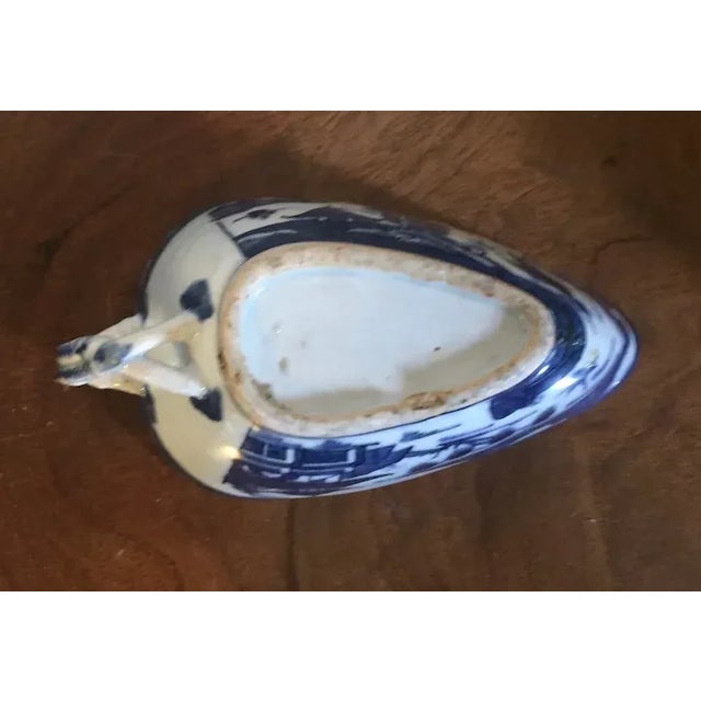 Antique Early 19th Century Chinese Export Blue & White Canton Porcelain Gravy Boat For Sale In New York - Image 6 of 13