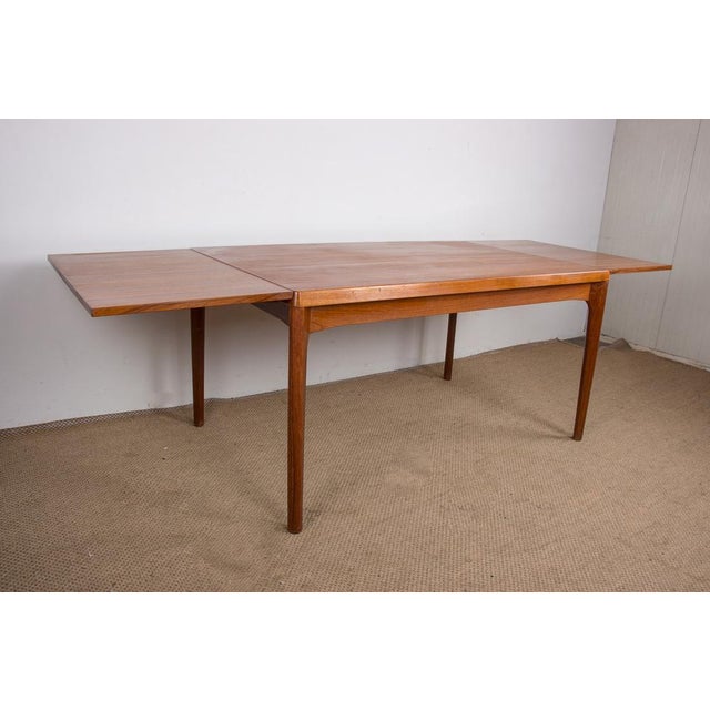 Lengths: 140, 190 and 240 cm with the extensions This piece has an attribution mark, I am sure that it is completely...