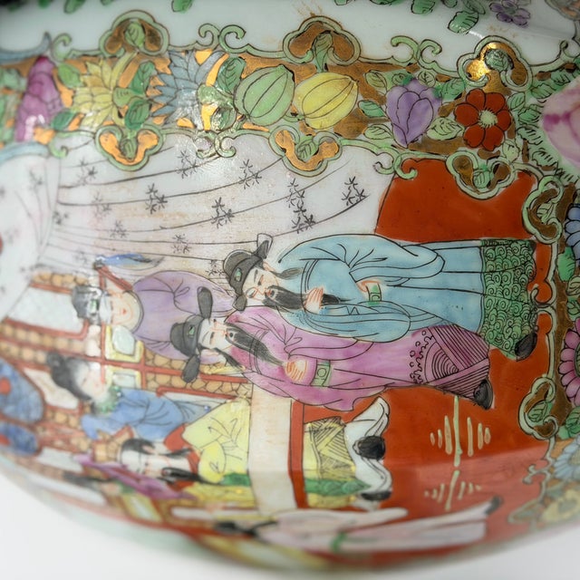 Chinese Famille Rose Medallion Lidded Melon Jar Rare Matching Pair 12" Tall For Sale - Image 11 of 16