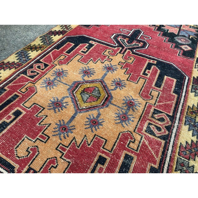 Vintage Handmade Turkish Wool Rug - 4′2″ × 8′7″ For Sale - Image 10 of 11