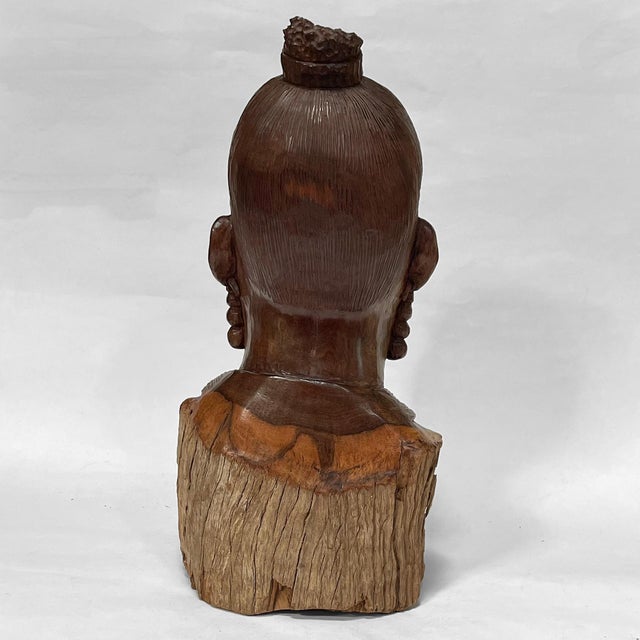 1900 Figural African Ironwood Carving of Female Bust by Abraham Chikumbirike For Sale In Chicago - Image 6 of 11