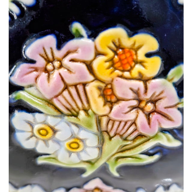 1970s Ceramarte Bavarian Courting Couple Ceramic Decanter & 6 Shot Glasses For Sale In Dallas - Image 6 of 14