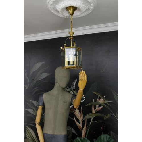 French Neoclassical Style Brass and Beveled Clear Glass Hexagonal Lantern, 1920s For Sale - Image 9 of 18