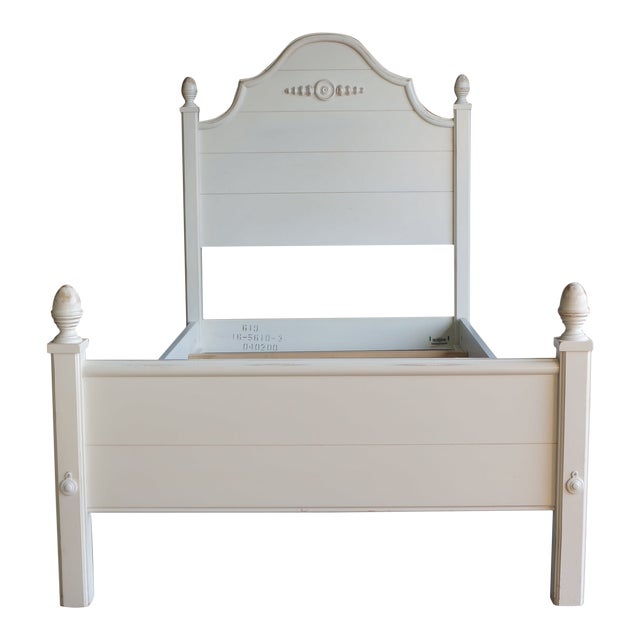 Ethan Allen Country Cottage Twin Bedframe For Sale