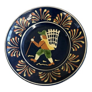 Vintage 1995 Farrell Westmoore Pottery Slip Decorated 11" Hiker Plate Dish For Sale