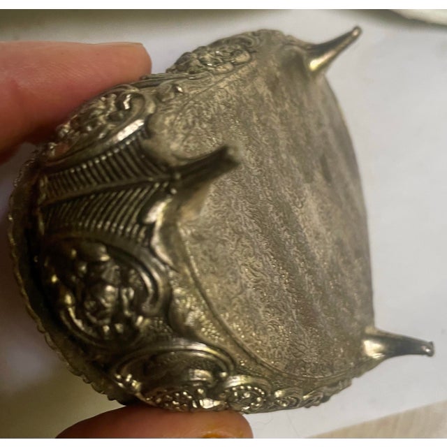 Mid 20th Century Metal Rose Flower Vine Filigree Heart Shaped Small Jewelry Box Red Velvet Lining For Sale - Image 10 of 10