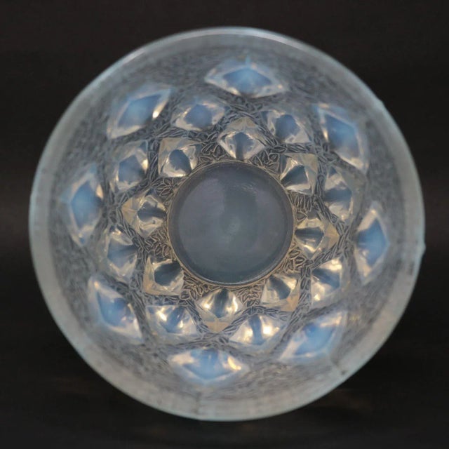 Art Deco 1920s Rene Lalique Opalescent Glass 'Rampillon' Vase For Sale - Image 3 of 9