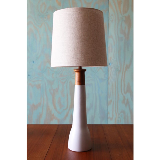 Mid-Century Modern 1960s Pair of Jane and Gordon Martz Table Lamps M165 Marshall Studios White Walnut For Sale - Image 3 of 14