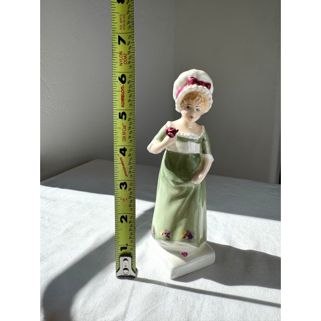 Ceramic 1970s Royal Doulton Figurine ~ “Ruth” ~ Hn 2799 For Sale - Image 7 of 10