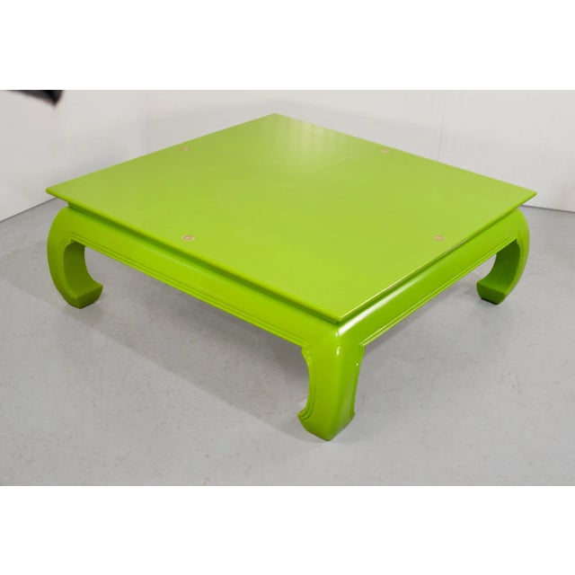 Chinoiserie Mid Century Chinoiserie Coffee Table in Green Gold Medallions - Newly Painted For Sale - Image 3 of 12