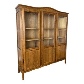 Vintage French Louis XIV Glazed Oak Display Cabinet For Sale