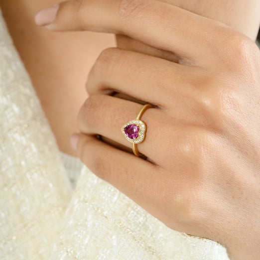 Heart Cut Ruby Halo Diamond Ring Gift for Girlfriend in 18k Gold Size 5.5 For Sale In New York - Image 6 of 12