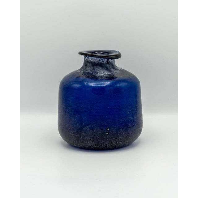 Vintage Hand-Blown Cobalt Blue Scavo Murano Glass Vase from Seguso Vetri D'Arte, 1980s For Sale - Image 9 of 13