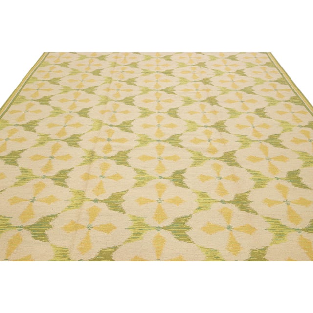French Vintage Portuguese Arraiolos Needlepoint Allover Pattern Green Wool Rug For Sale - Image 3 of 10
