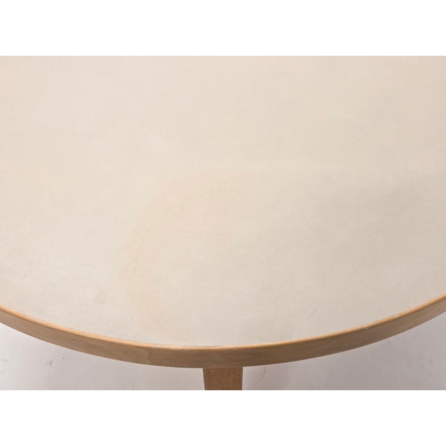 Model 90A Round L-Legged Table by Alvar Aalto for Artek, 1970s For Sale - Image 6 of 13