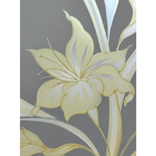 The Post-Modern Lily Round Mirror For Sale In Austin - Image 6 of 12