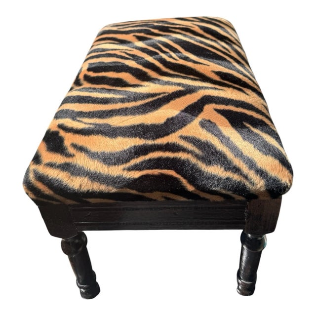 1920s English Mahogany Footstool With Turned Legs and Zebra Pattern Upholstery For Sale - Image 13 of 16