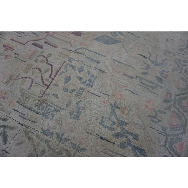 Cream Early 20th Century Scenic American Hooked Rug ( 5" x 10'8" - 196 x 325 ) For Sale - Image 8 of 12