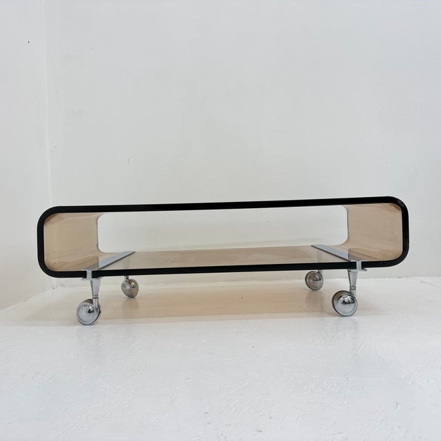 Mid-Century Acrylic Glass Coffee Table by Michel Dumas for Roche Bobois, 1972 For Sale - Image 15 of 18