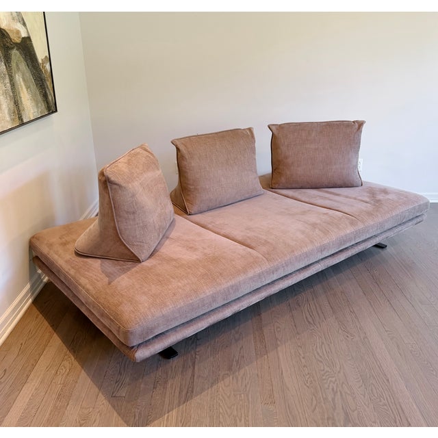One of the most iconic Ligne Roset designs, the Prado sofa by Christian Werner pairs a clean, low profile with exceptional...