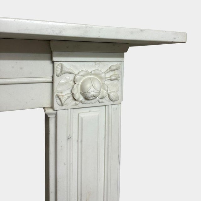 White Regency English Fireplace Mantels in White Marble, 1830, Set of 2 For Sale - Image 8 of 17