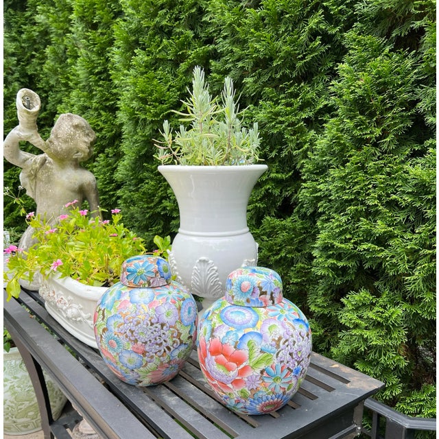 Ceramic Mille Fleur Famille Rose Style Porcelain Ginger Jars – Hand-Painted Ginger Jars, Pair For Sale - Image 7 of 10